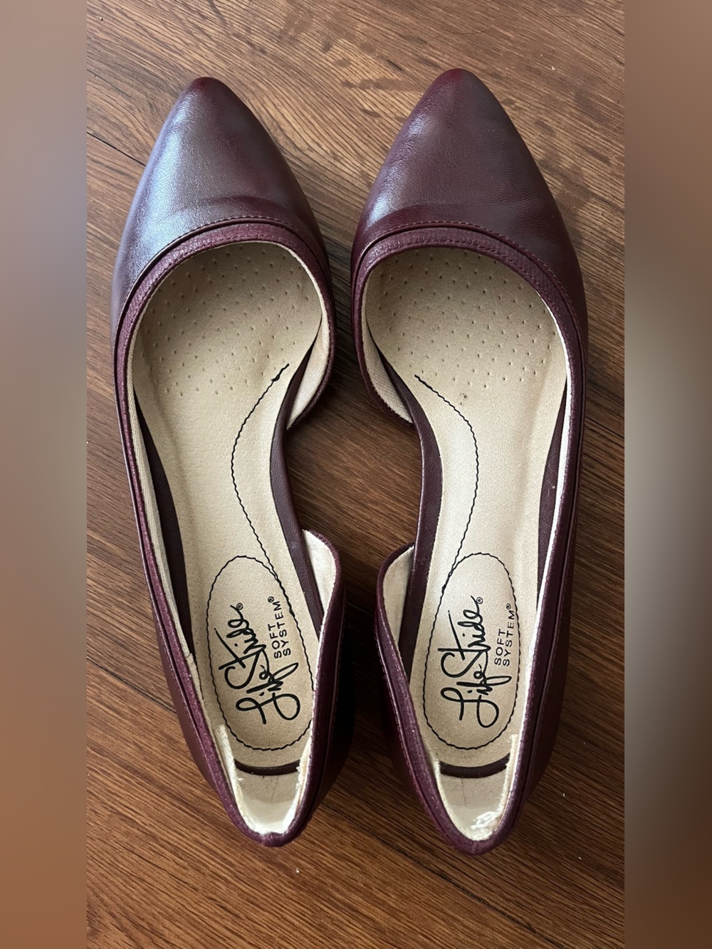 Life Stride Women's Pointed Toe Flats in Wine - Picture 3 of 6